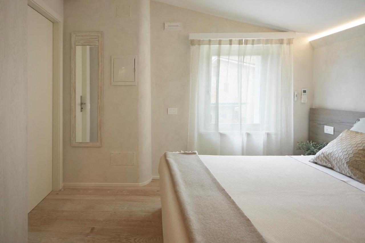 Bed and Breakfast Nilu Relais Сіроло Екстер'єр фото